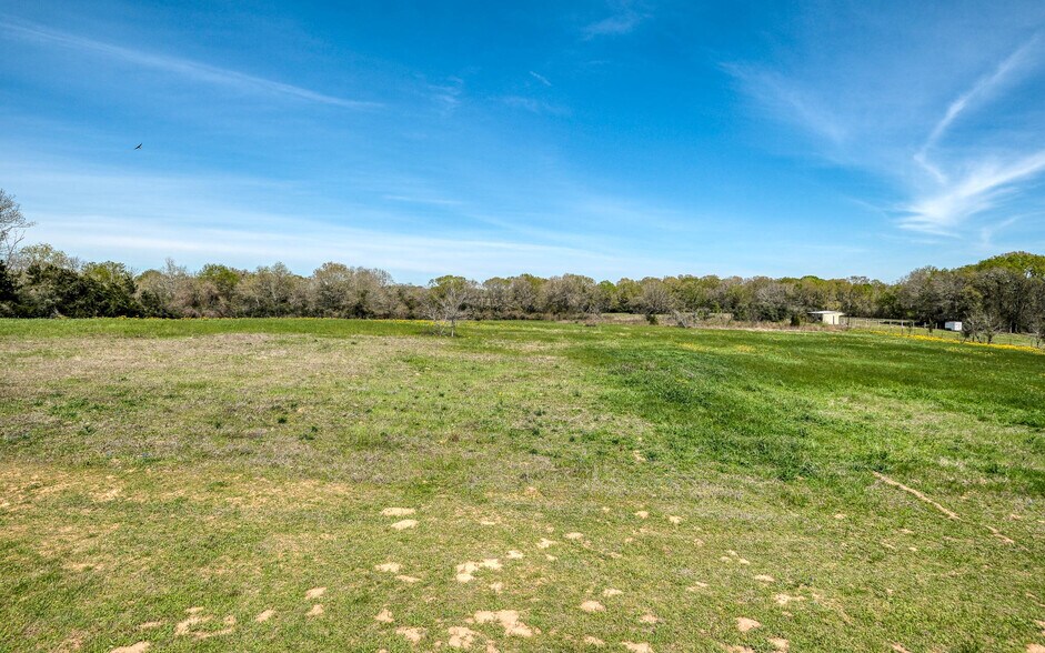 More Photos Of 48600 US-290 BUS, Hempstead Land For Sale