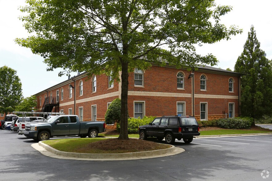 More Photos Of 4080 McGinnis Ferry Rd, Alpharetta Office For Lease