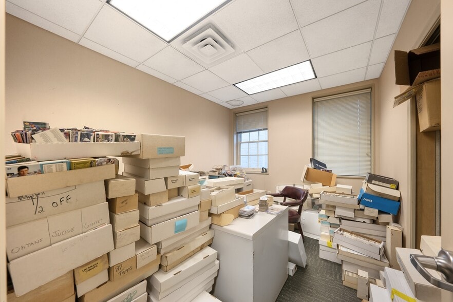 More Photos Of 9777 Ravenna Rd, Twinsburg Medical For Sale