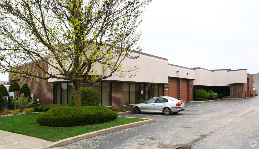 Primary Photo Of 400 Frontier Way, Bensenville Warehouse For Lease