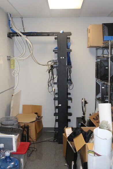 More Photos Of 1190 Winterson Rd, Linthicum Office For Lease