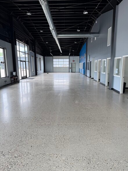 More Photos Of 3389 W US Highway 10, Ludington Freestanding For Lease