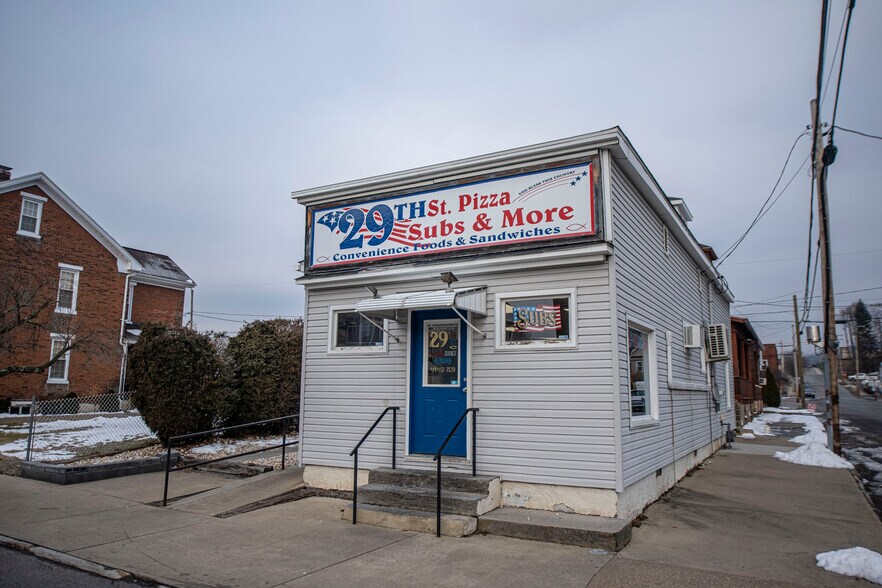 More Photos Of 2900 5th Ave, Altoona Restaurant For Sale