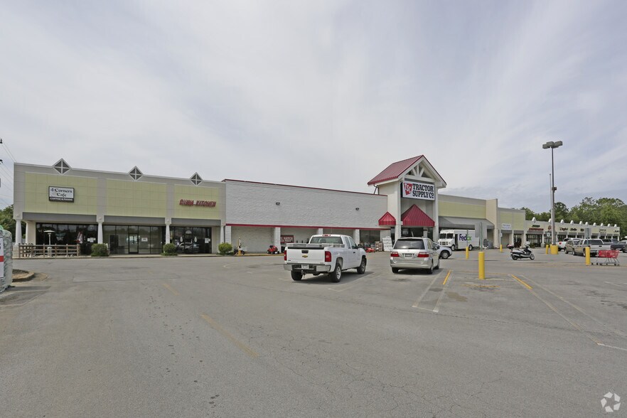 More Photos Of 9408 Apison Pike, Ooltewah Unknown For Lease