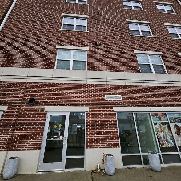 More Photos Of 505 W 7th St, New Castle Apartments For Lease