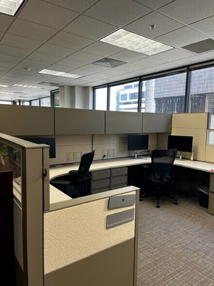 More Photos Of 130 S Main St, South Bend Office For Lease