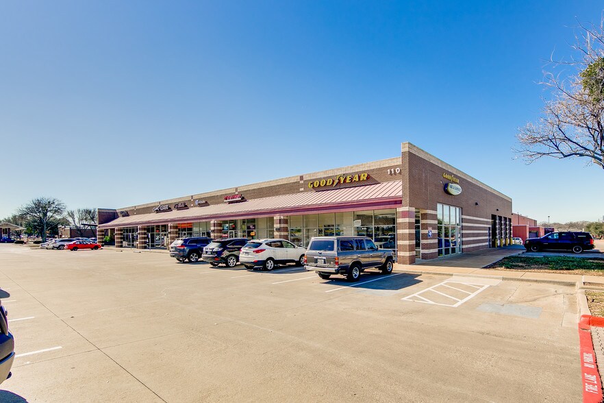 More Photos Of 110 W Sandy Lake Rd, Coppell General Retail For Lease