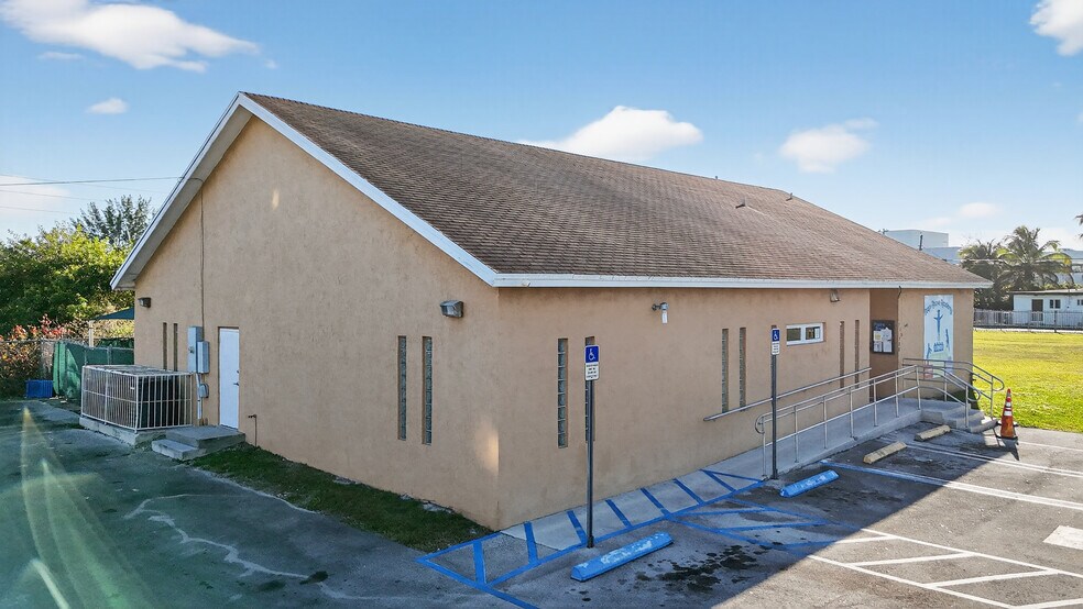 More Photos Of 750 NW 96th St, Miami Daycare Center For Sale
