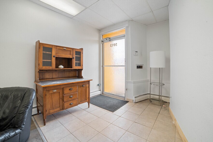 More Photos Of 5913 Tower Ave, Superior Flex For Sale