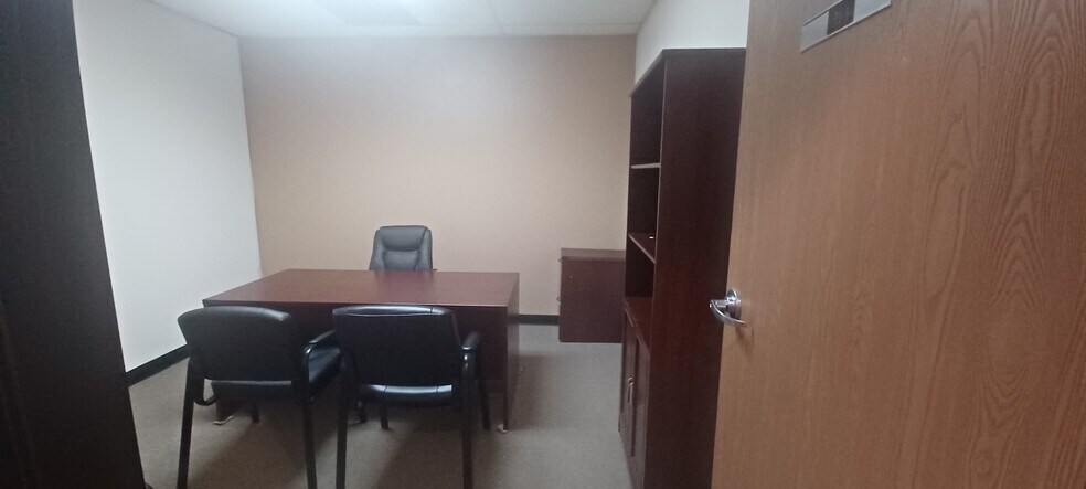 More Photos Of 1096 Calimesa Blvd, Calimesa Office For Lease