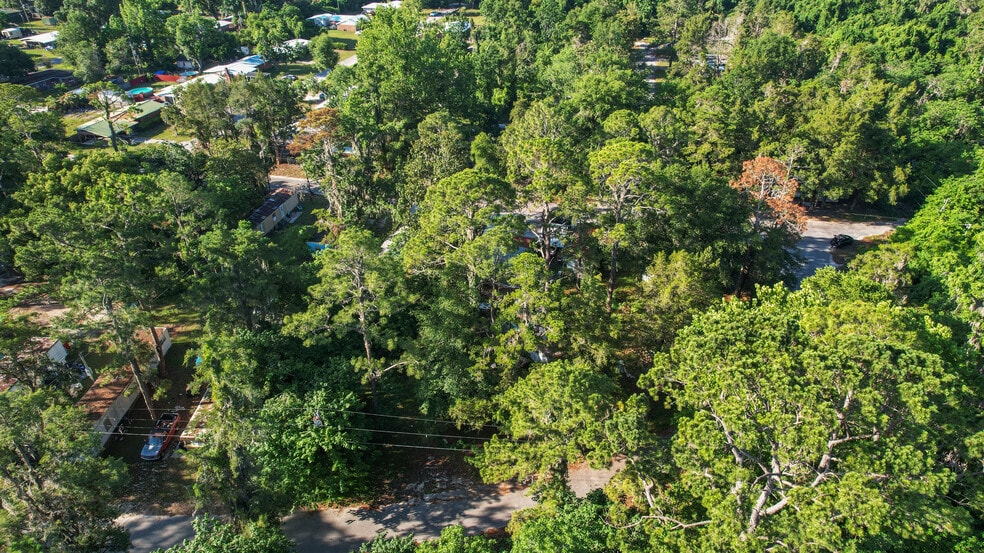 More Photos Of 224 SE Davie Ct, Lake City Manufactured Housing Mobile Home Park For Sale