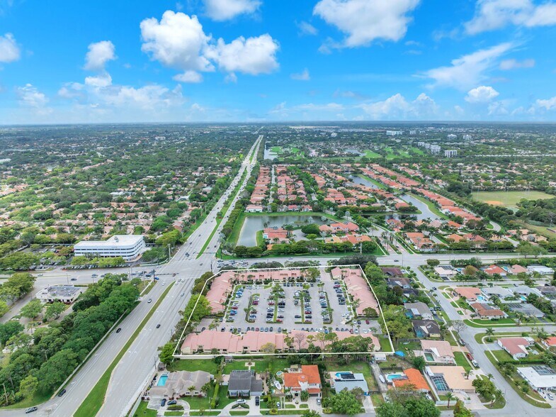 More Photos Of 2499 Glades Rd, Boca Raton Office For Lease