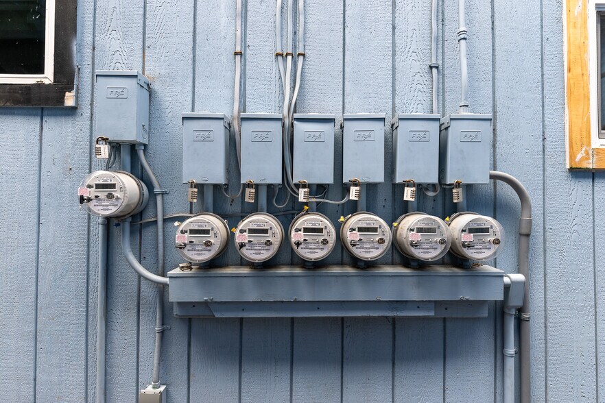 More Photos Of 815 Lopez Ln, Honolulu Apartments For Sale