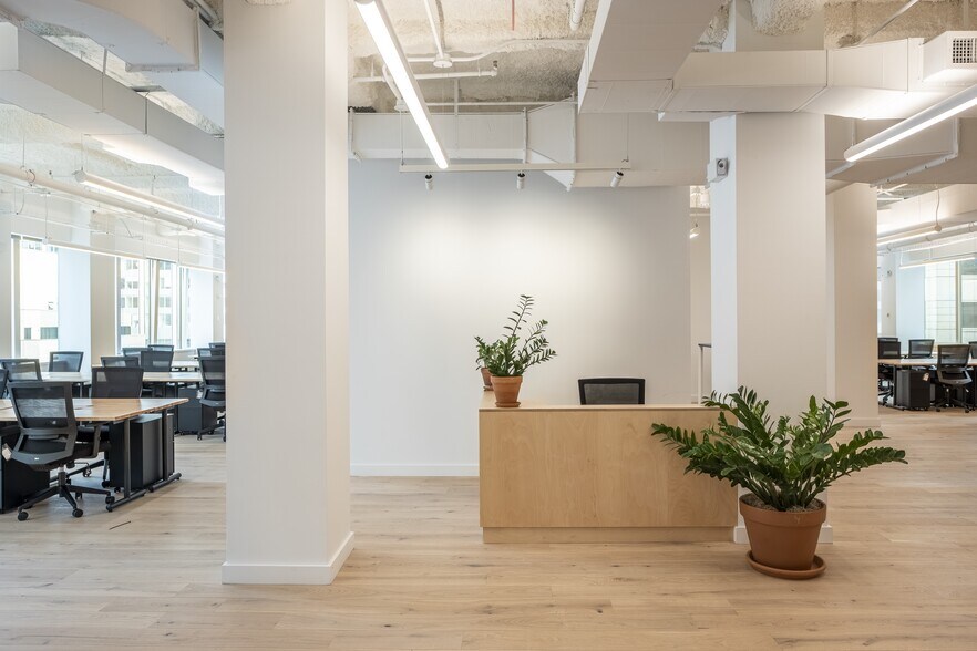 More Photos Of 430 Park Ave, New York Office For Lease