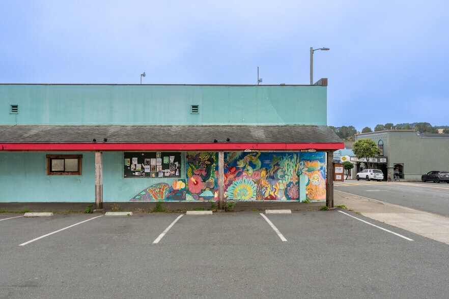 More Photos Of 235 Main Street s, Point Arena Storefront For Sale
