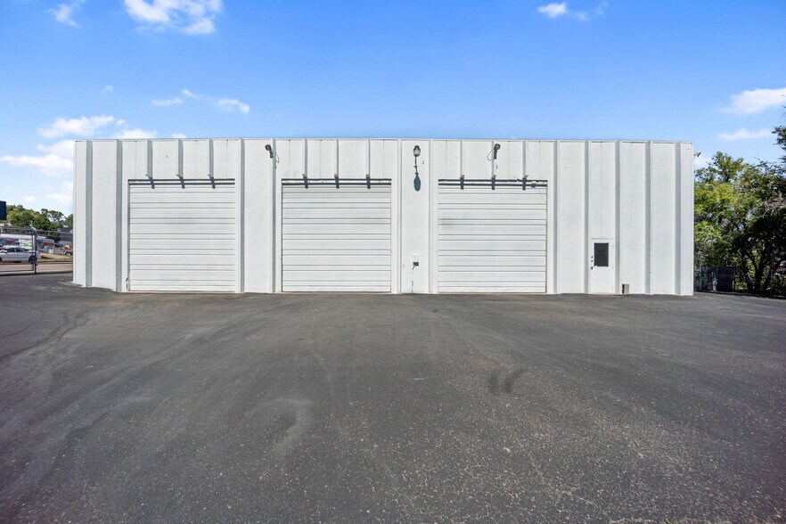 More Photos Of 3580 Chelton Loop N, Colorado Springs Warehouse For Sale