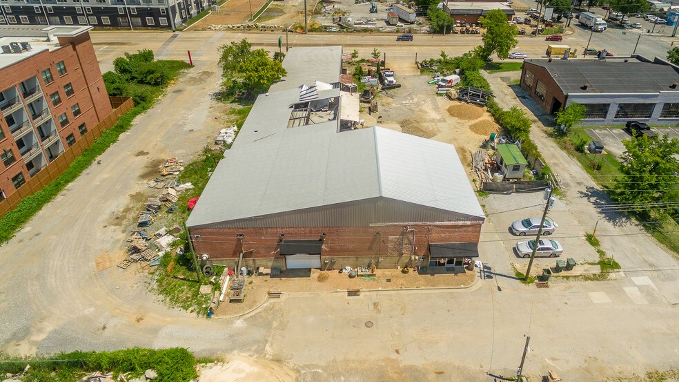 Primary Photo Of 2101 Broad St, Chattanooga Land For Sale