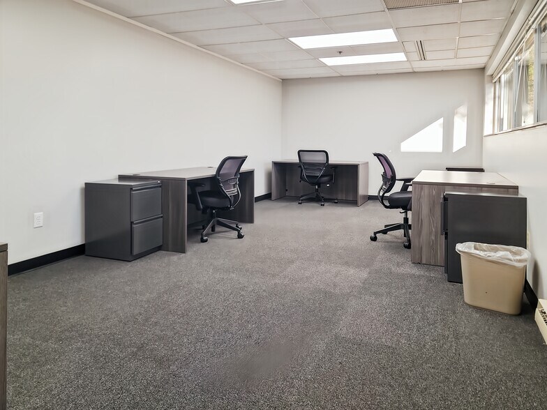 More Photos Of 120 Bishops Way, Brookfield Coworking Space