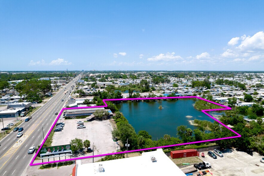 More Photos Of 5131 14th St W, Bradenton Restaurant For Sale