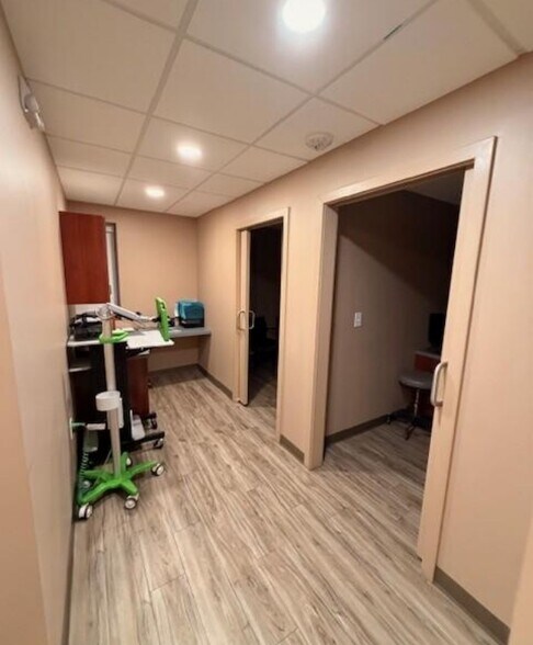 More Photos Of 5420 Olney Laytonsville Rd, Olney Auto Dealership For Lease