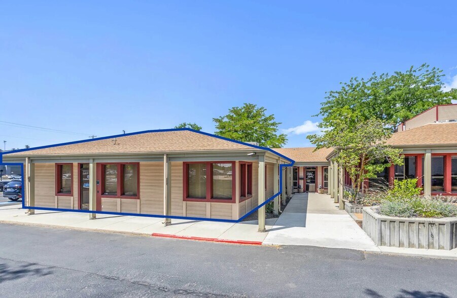 More Photos Of 10796 W Overland Rd, Boise Medical For Lease