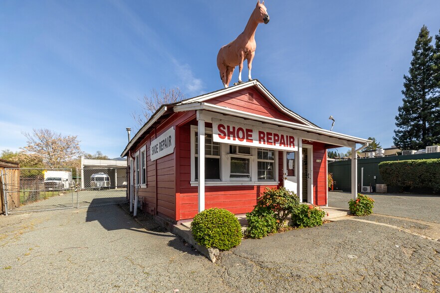 More Photos Of , Alamo General Retail For Sale