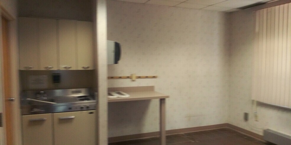 More Photos Of 1450 Parkside Ave, Ewing Medical For Lease