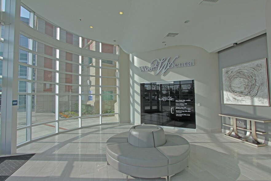 More Photos Of 9450-9500 Stockdale Hwy, Bakersfield Medical For Lease