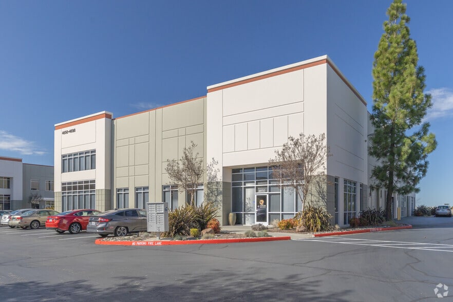 More Photos Of 4650-4698 Duckhorn Dr, Sacramento Research And Development For Sale