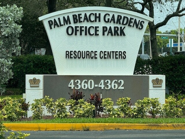 More Photos Of 4362 Northlake Blvd, Palm Beach Gardens Medical For Lease