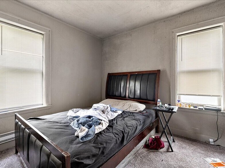 More Photos Of 18037 Pelkey St, Detroit Multifamily For Sale