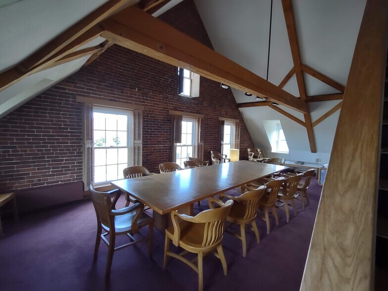 More Photos Of 1 Mill Plz, Laconia Office For Sale