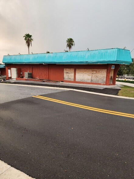 More Photos Of 1391 Gulf To Bay Blvd, Clearwater Convenience Store For Sale