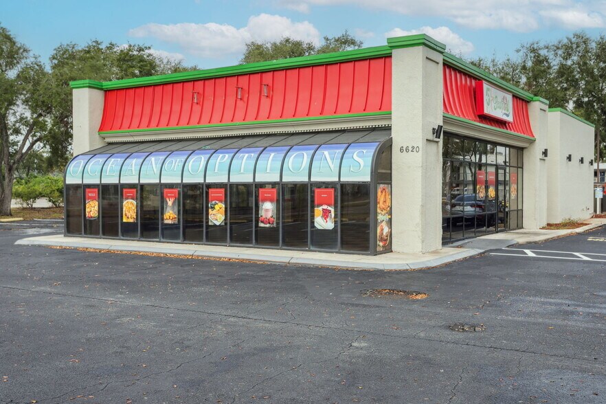 Primary Photo Of 6620 E Dr Martin Luther King Jr Blvd, Tampa Fast Food For Lease