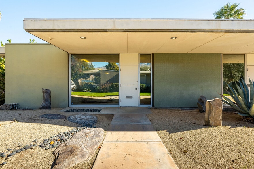 Primary Photo Of 189-193 S Civic Dr, Palm Springs Medical For Sale