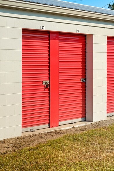 More Photos Of 3010 NW Us Highway 41, Lake City Self Storage For Sale