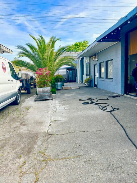More Photos Of 27 Jordan St, San Rafael Warehouse For Lease
