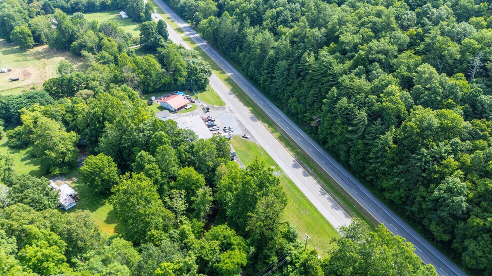 More Photos Of 5560 Highway 19 E, Hampton Manufacturing For Sale