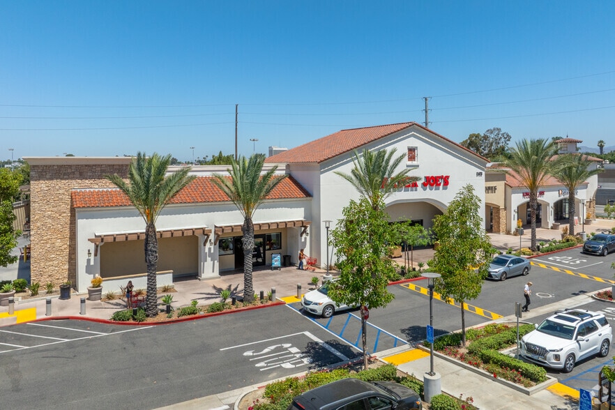 More Photos Of 24231-24391 Avenida De La Carlota, Laguna Hills Unknown For Lease