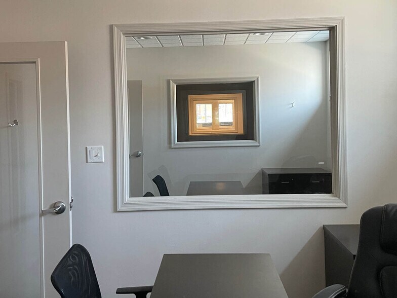 More Photos Of 29 S Duke St, York Storefront Retail Office For Lease