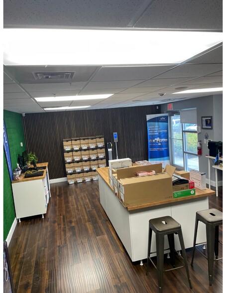 More Photos Of 11231 NW 20th St, Miami Warehouse For Lease