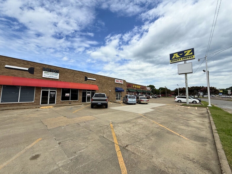 More Photos Of 635-645 Highway 1 S, Greenville Storefront For Sale