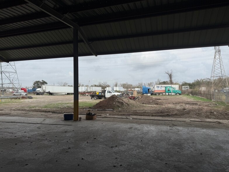 More Photos Of 4414 Oates Rd, Houston Land For Lease