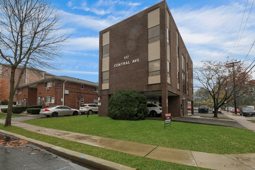 More Photos Of 117 Central Ave, Hackensack Office Residential For Lease