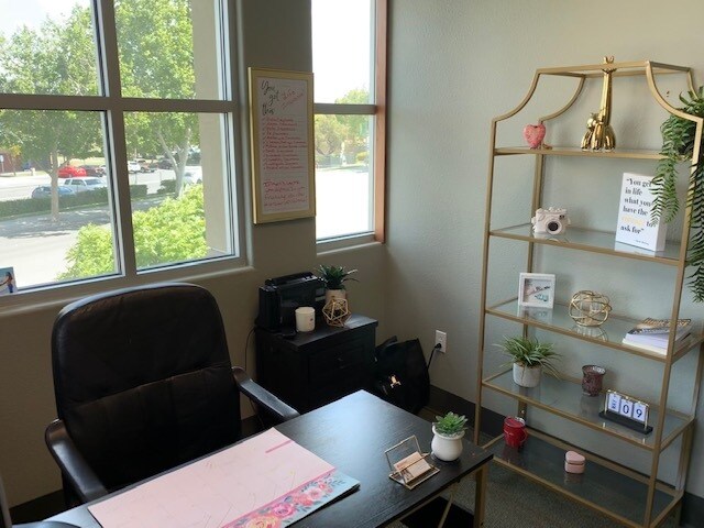 More Photos Of 1486 W 11th St, Tracy Coworking Space