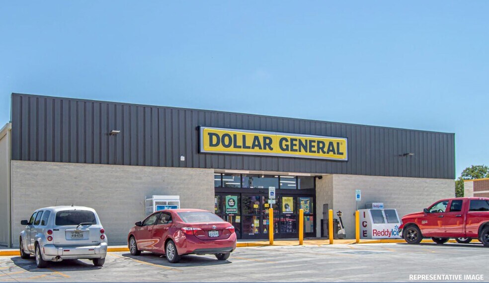 Primary Photo Of 346 Illinois Route 29, Pana General Retail For Sale