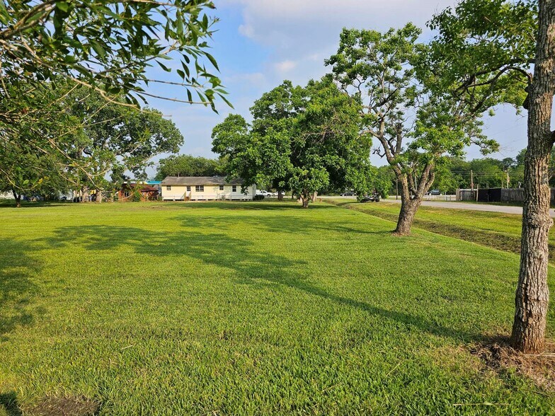 More Photos Of 2901 FM 646 Rd, League City Medical For Sale