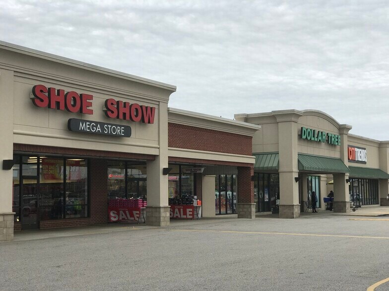 More Photos Of 330-342 N Eastern Blvd, Fayetteville Unknown For Lease