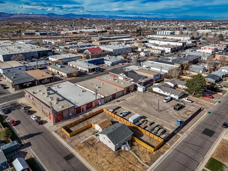 More Photos Of 3878-3898 S Jason St, Englewood Warehouse For Sale