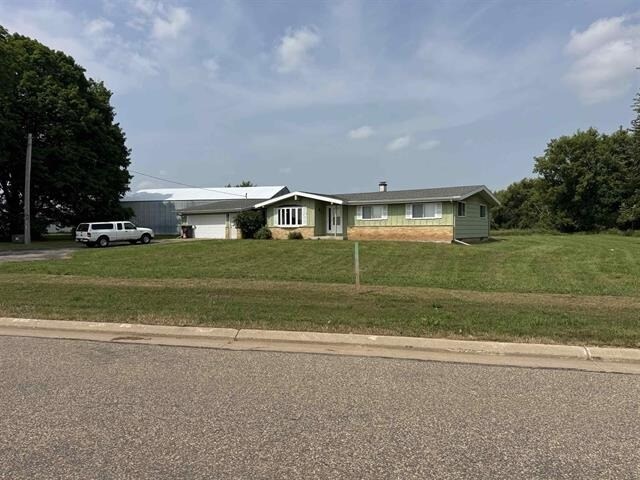 Primary Photo Of 2333 Runway Dr, Waupaca Warehouse For Sale